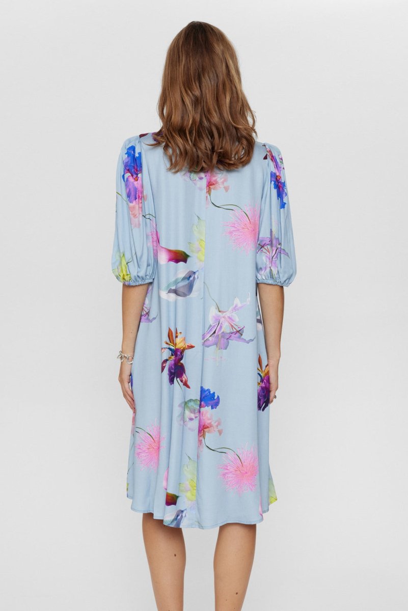 NUMPH Kjole - NURITA DRESS - Blue Fog - 34 - Diversita -