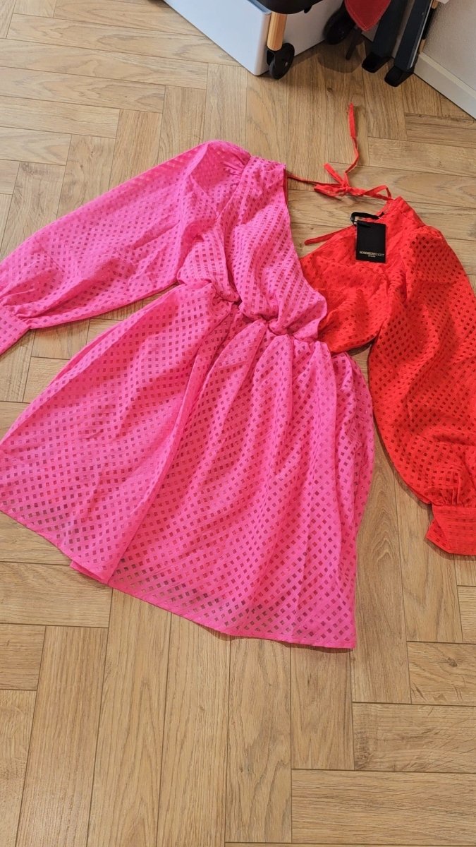 Sommerstedt Kjole - Glitzy Dress Red - XS - Diversita -