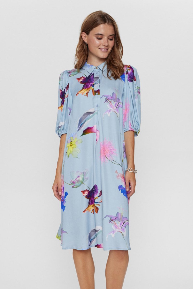 NUMPH Kjole - NURITA DRESS - Blue Fog - 34 - Diversita - 