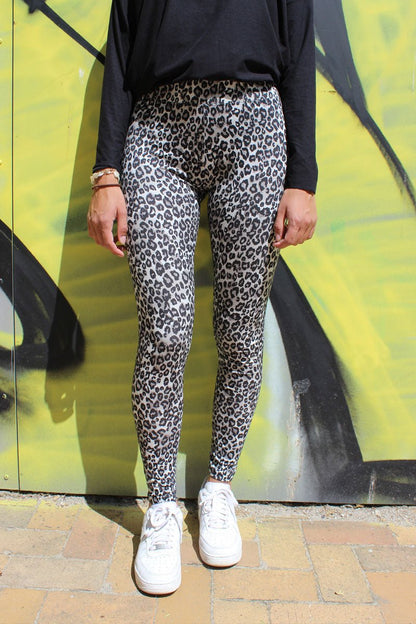 Liberte Essentiel LEGGINGS - Ninni Legging Black Leo - XS/S - - Diversita - 5707085195977